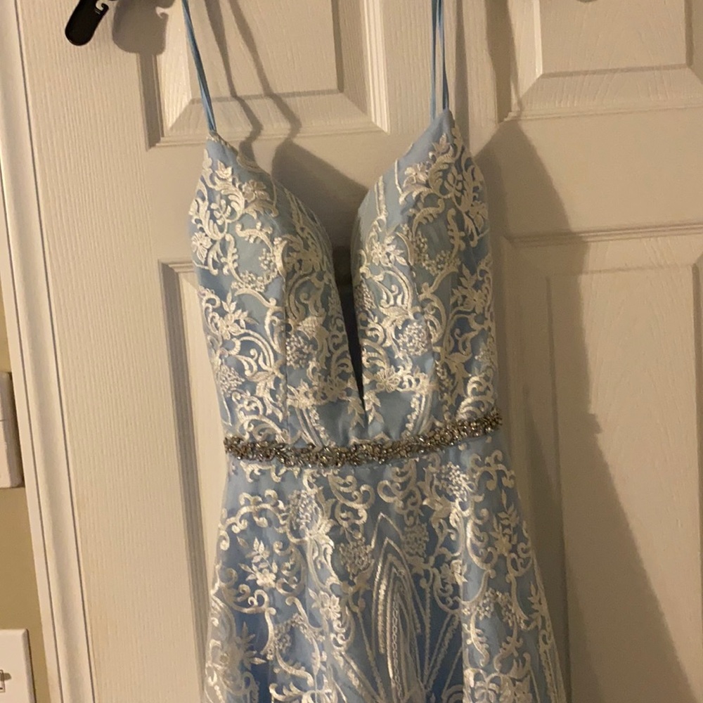 Girls Prom or Semi Dress- Brand New!! Never worn or altered due to COVID.